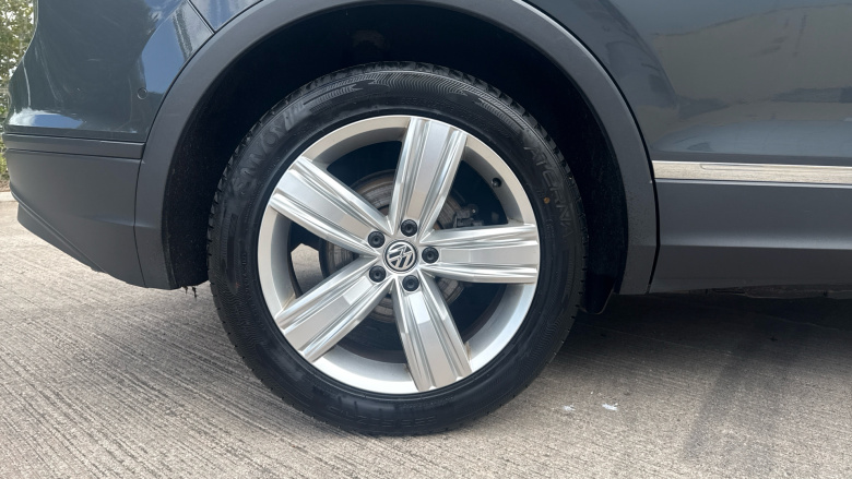 Volkswagen Tiguan 1.5 TSi EVO 150 Match 5dr Petrol Estate